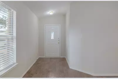 1014 W South Street, Leander, TX 78641 - Photo 8