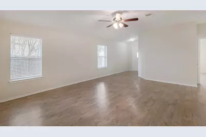 1014 W South Street, Leander, TX 78641 - Photo 6