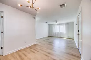 5407 Spring Meadow Rd, Austin, TX 78744 - Photo 6