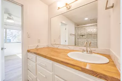 5407 Spring Meadow Road, Austin, TX 78744 - Photo 14