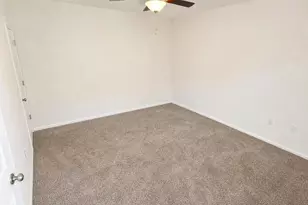 15300 Grenadine Bloom Cv, Del Valle, TX 78617 - Photo 8