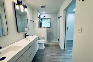2500 Harrowden Dr, Austin, TX 78727 - Photo 18