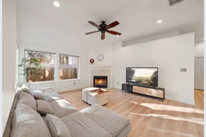 5613 Lomita Verde Circle, Austin, TX 78749 - Photo 8