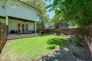 918 Cardinal Ln, Austin, TX 78704 - Photo 32