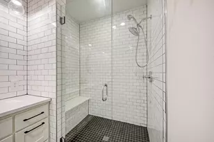 918 Cardinal Ln, Austin, TX 78704 - Photo 22