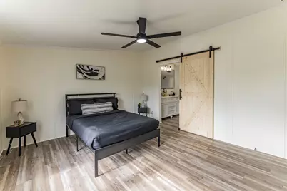 1901 Pecan Street, San Marcos, TX 78666 - Photo 12