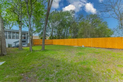 1901 Pecan Street, San Marcos, TX 78666 - Photo 24