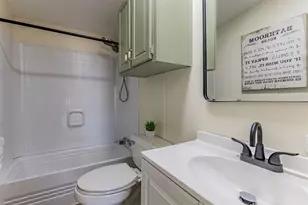 1901 Pecan St, San Marcos, TX 78666 - Photo 18