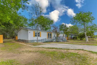 1901 Pecan Street, San Marcos, TX 78666 - Photo 20