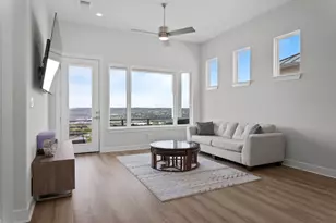 8 Doverland Dr, Austin, TX 78738 - Photo 2