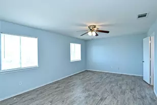 303 Banner Ave, Leander, TX 78641 - Photo 18