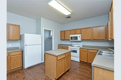 303 Banner Avenue, Leander, TX 78641 - Photo 10