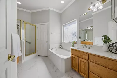 10501 Oak View Drive, Austin, TX 78759 - Photo 14