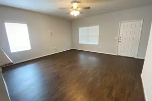 220 Timber Brook Dr, Hutto, TX 78634 - Photo 2
