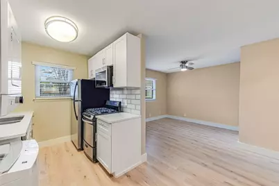 2401 Manor Road #131, Austin, TX 78722 - Photo 2
