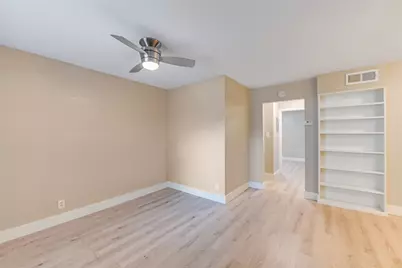 2401 Manor Road #131, Austin, TX 78722 - Photo 6