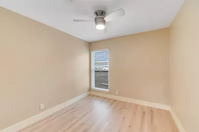 2401 Manor Road #131, Austin, TX 78722 - Photo 16