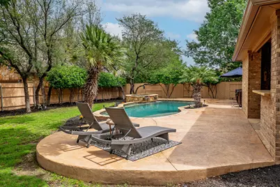 11932 Palisades Parkway, Austin, TX 78732 - Photo 2