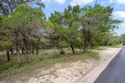 906 Moonlight Bay Drive, Spicewood, TX 78669 - Photo 24