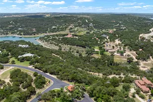 906 Moonlight Bay Dr, Spicewood, TX 78669 - Photo 20