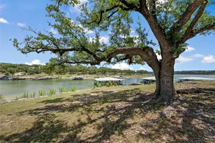 906 Moonlight Bay Dr, Spicewood, TX 78669 - Photo 16