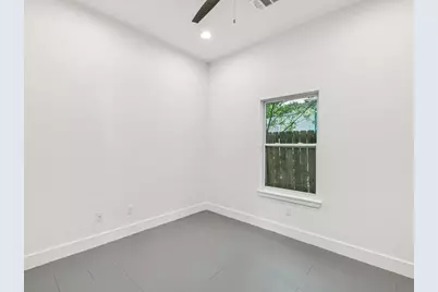 1702 Miriam Avenue, Austin, TX 78702 - Photo 20