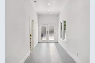 1702 Miriam Avenue, Austin, TX 78702 - Photo 12