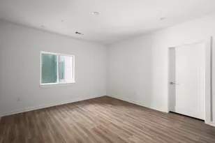 4802 S Congress Ave, Austin, TX 78745 - Photo 8