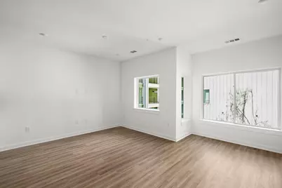 4802 S Congress Avenue #213, Austin, TX 78745 - Photo 4