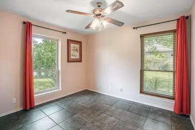 112 Mahalua Lane, Bastrop, TX 78602 - Photo 28