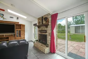 112 Mahalua Ln, Bastrop, TX 78602 - Photo 12