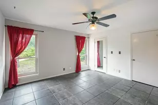 112 Mahalua Ln, Bastrop, TX 78602 - Photo 24