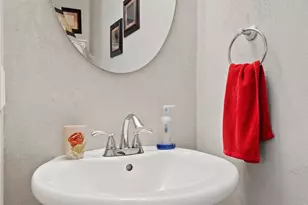 17500 Klamath Falls Dr, Round Rock, TX 78681 - Photo 30