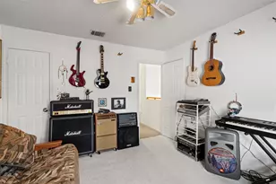 17500 Klamath Falls Dr, Round Rock, TX 78681 - Photo 22