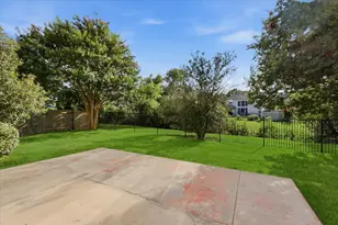 2106 Chalk Hill Cove, Round Rock, TX 78665 - Photo 38