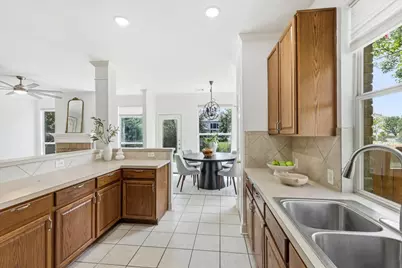 2106 Chalk Hill Cove, Round Rock, TX 78665 - Photo 16