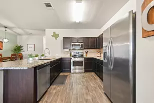 227 Hess Dr, Kyle, TX 78640 - Photo 10