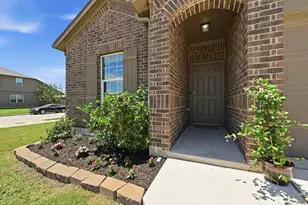 227 Hess Dr, Kyle, TX 78640 - Photo 1