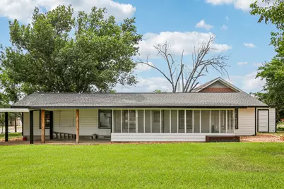 755 E Bellville Street, Giddings, TX 78942 - Photo 1