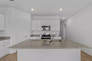 323 Boatman Cv, Seguin, TX 78155 - Photo 10