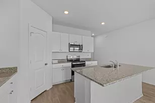 323 Boatman Cv, Seguin, TX 78155 - Photo 12
