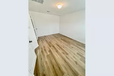 420 Perfect World Loop, Jarrell, TX 76537 - Photo 8