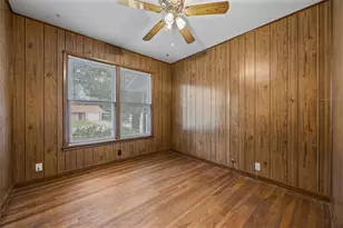 914 Plum St, Lockhart, TX 78644 - Photo 16