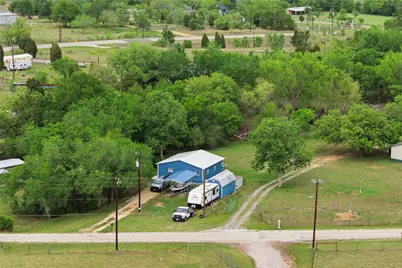 224 Old Coach Lane, Elgin, TX 78621 - Photo 20