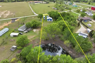 224 Old Coach Ln, Elgin, TX 78621 - Photo 22