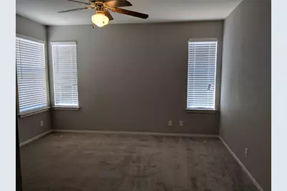 216 Avalanche Avenue, Georgetown, TX 78626 - Photo 4