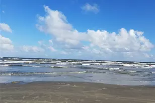 16606 John Davis Rd, Jamaica Beach, TX 77554 - Photo 4