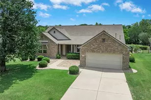 107 Crystal Springs Dr, Georgetown, TX 78633 - Photo 2