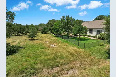 107 Crystal Springs Drive, Georgetown, TX 78633 - Photo 32
