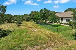 107 Crystal Springs Dr, Georgetown, TX 78633 - Photo 32